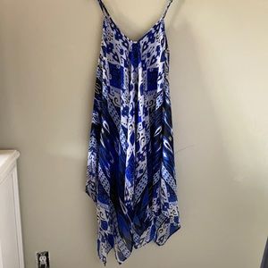 Flowy blue white black midi dress